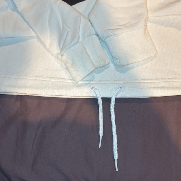 Nike Heritage Crop Crew Sweatshirt - Picture 4 of 8